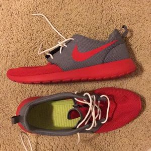 Nike Roshe (Custom)